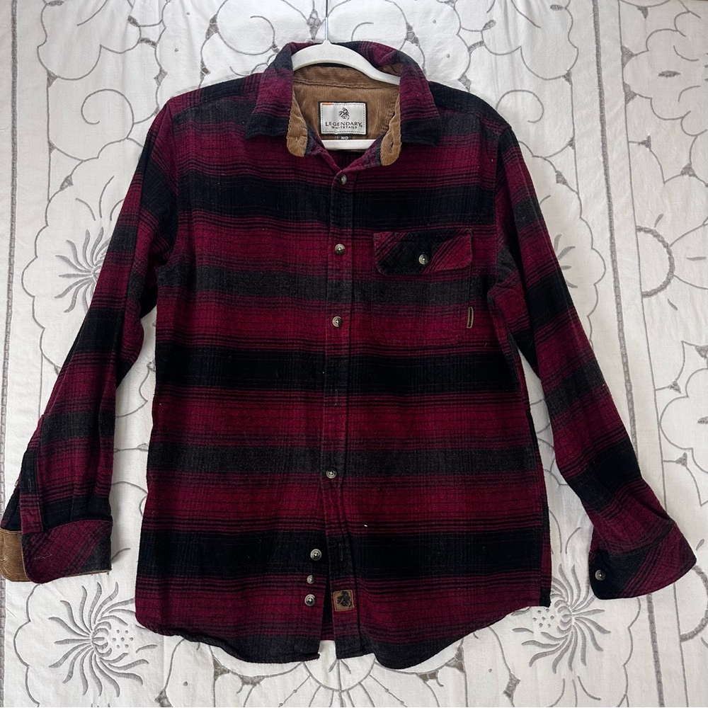 Legendary Whitetails Men’s Flannel Shirt – Red & Black Plaid, Size Medium